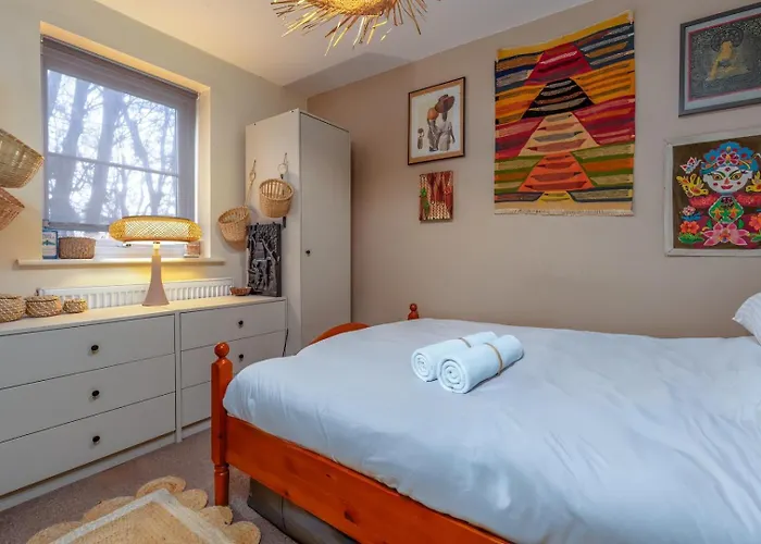 Cosy Pet Friendly Upside Down Hideaway Διαμέρισμα